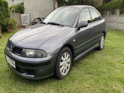 Używane Mitsubishi Carisma - 3 700 PLN, 114 000 km, 2003