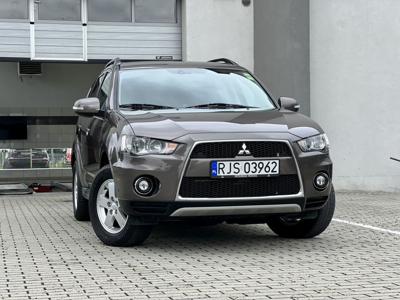 Używane Mitsubishi Outlander - 38 700 PLN, 276 000 km, 2011