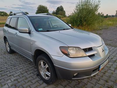 Używane Mitsubishi Outlander - 8 900 PLN, 240 000 km, 2003