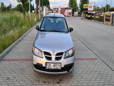 Używane Nissan Almera - 2 500 PLN, 245 315 km, 2003