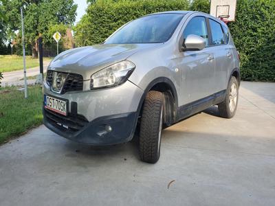 Używane Nissan Qashqai - 10 000 PLN, 500 000 km, 2011