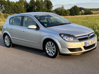 Używane Opel Astra - 13 900 PLN, 230 000 km, 2005