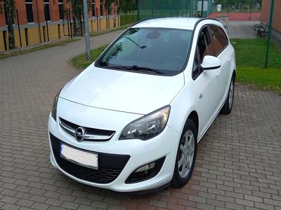 Używane Opel Astra - 24 990 PLN, 242 000 km, 2014