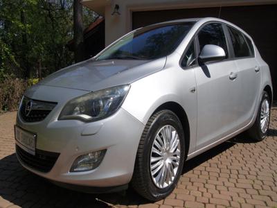 Używane Opel Astra - 25 900 PLN, 208 700 km, 2010