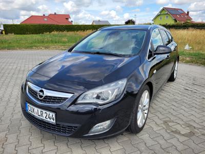 Używane Opel Astra - 26 999 PLN, 214 000 km, 2011