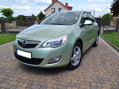 Używane Opel Astra - 27 800 PLN, 161 000 km, 2010