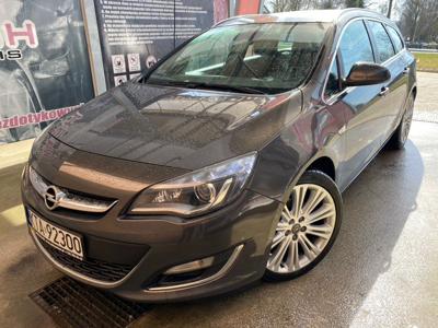 Używane Opel Astra - 28 900 PLN, 248 000 km, 2013