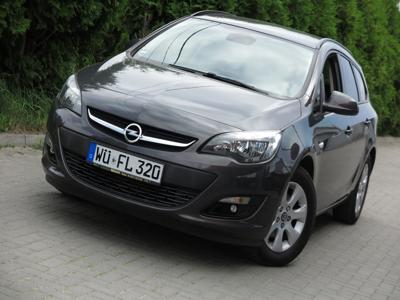 Używane Opel Astra - 29 900 PLN, 165 000 km, 2014