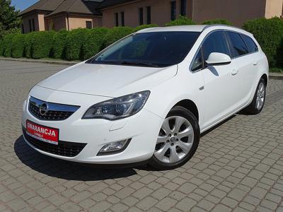 Używane Opel Astra - 32 900 PLN, 149 866 km, 2012