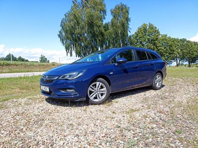 Używane Opel Astra - 35 500 PLN, 203 000 km, 2017