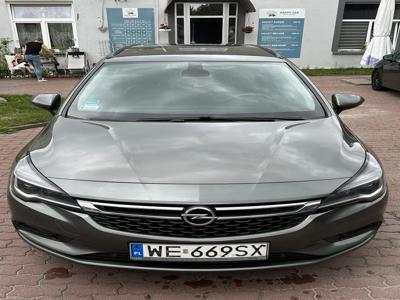 Używane Opel Astra - 46 000 PLN, 165 000 km, 2018