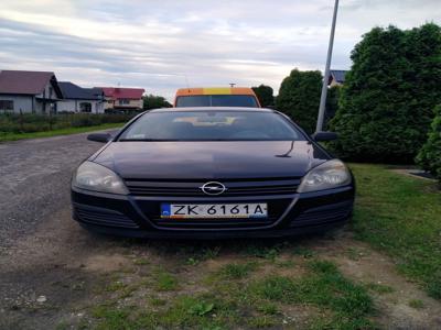 Używane Opel Astra - 7 500 PLN, 295 300 km, 2004