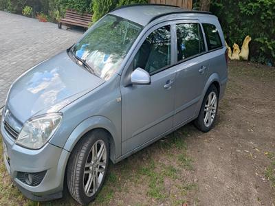 Używane Opel Astra - 9 900 PLN, 185 000 km, 2009