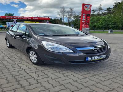 Używane Opel Meriva - 15 400 PLN, 376 000 km, 2013