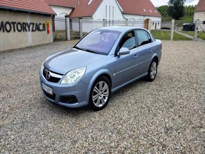 Używane Opel Vectra - 8 700 PLN, 305 000 km, 2005