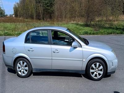 Używane Opel Vectra - 9 000 PLN, 225 000 km, 2005