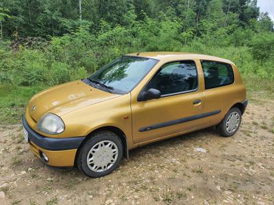 Używane Renault Clio - 1 900 PLN, 228 000 km, 1999