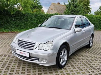 Używane Mercedes-Benz Klasa C - 21 950 PLN, 175 000 km, 2004