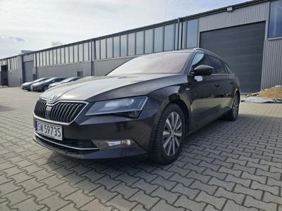 Używane Skoda Superb - 54 000 PLN, 301 191 km, 2016