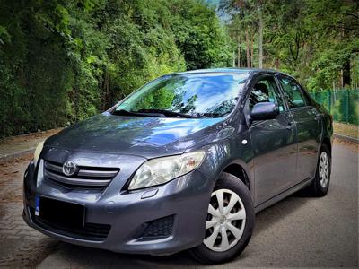 Używane Toyota Corolla - 21 850 PLN, 303 500 km, 2009