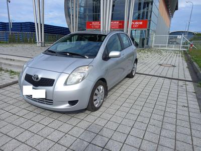 Używane Toyota Yaris - 10 400 PLN, 240 077 km, 2006