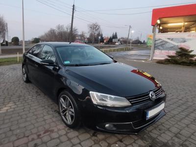 Używane Volkswagen Jetta - 39 500 PLN, 243 500 km, 2014