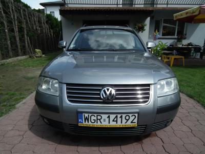 Używane Volkswagen Passat - 10 900 PLN, 282 000 km, 2004