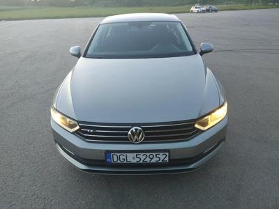 Używane Volkswagen Passat - 39 990 PLN, 296 000 km, 2015