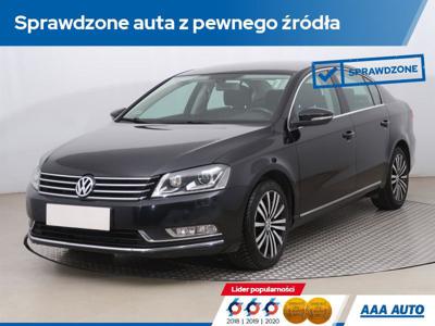 Używane Volkswagen Passat - 44 000 PLN, 171 713 km, 2014