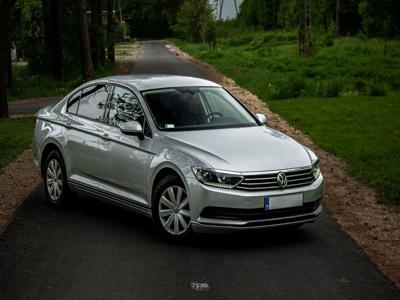 Używane Volkswagen Passat - 79 400 PLN, 105 000 km, 2019