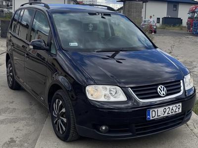 Używane Volkswagen Touran - 13 500 PLN, 273 973 km, 2005