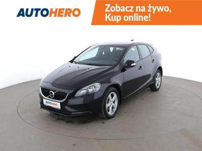 Używane Volvo V40 - 60 600 PLN, 100 786 km, 2018