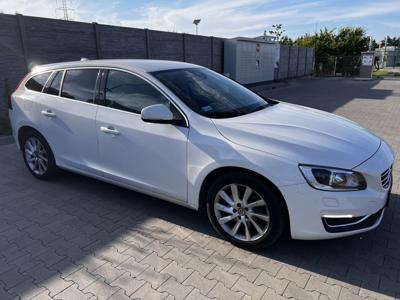 Używane Volvo V60 - 63 900 PLN, 228 800 km, 2017