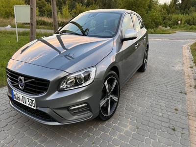 Używane Volvo V60 - 68 900 PLN, 145 000 km, 2018