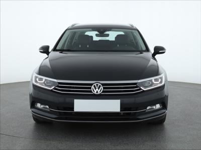 Volkswagen Passat 2017 2.0 TDI 122081km Kombi