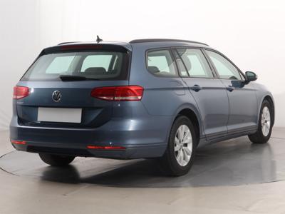 Volkswagen Passat 2018 2.0 TDI 149482km Kombi