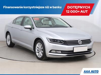 Volkswagen Passat B8 Limousine 1.8 TSI BlueMotion Technology 180KM 2017