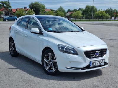 Volvo V40 SUMMUM D4 190KM 2014r panorama skóra