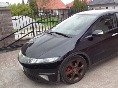 Honda Civic VIII Hatchback 3d 2.2 i-CTDi 140KM 2006