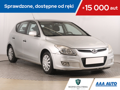 Hyundai i30 I CW 1.6 CRDi 115KM 2008