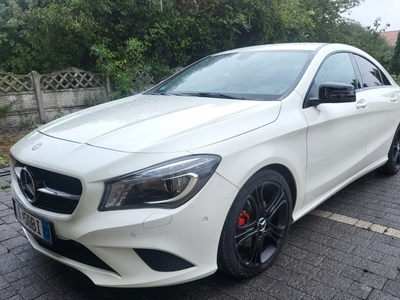 Mercedes CLA C117 Coupe 1.6 200 156KM 2014