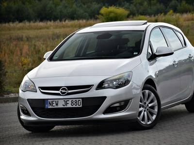 Opel Astra J GTC 1.4 Turbo ECOTEC 140KM 2013