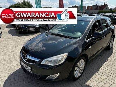 Opel Astra J Sports Tourer 1.4 Turbo ECOTEC 140KM 2012