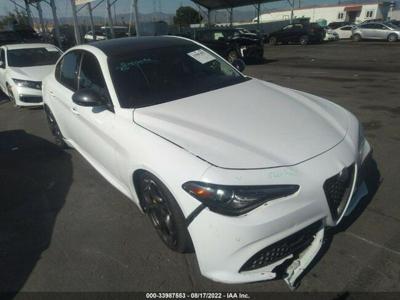 Alfa Romeo Giulia 2019, 2.0L, od ubezpieczalni