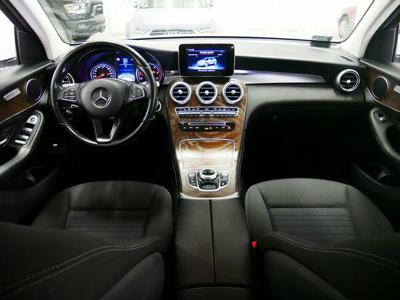 Mercedes GLC 220 2,2 / 170 KM / 4x4 / LED / NAVI / ALU / Tempomat / Salon PL / FV23%