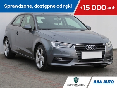 Audi A3 8V Hatchback 3d 1.2 TFSI 110KM 2014