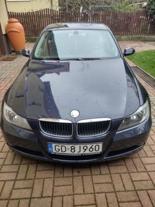 BMW Seria 3 E90 320i