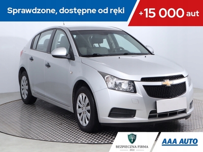 Chevrolet Cruze Hatchback 5d 1.6 16V DOHC 124KM 2011