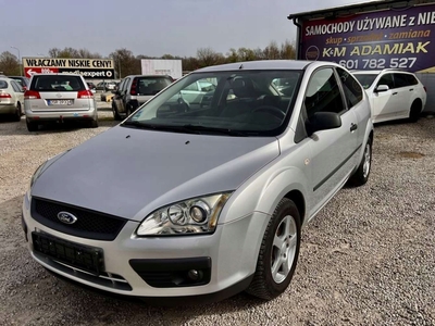 Ford Focus I Hatchback 1.6 16V 100KM 2004