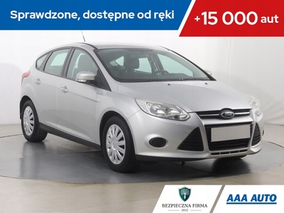 Ford Focus III Hatchback 5d facelifting 1.0 EcoBoost 125KM 2014